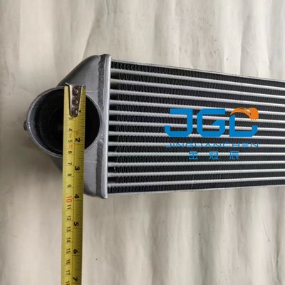 اینترکولر بیل مکانیکی ZAX200-3 برای سیستم خنک کننده موتور قطعات یدکی بیل مکانیکی 4650354