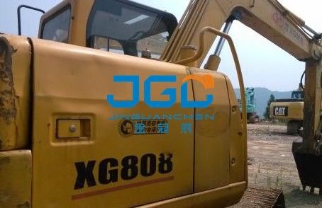 بیل مکانیکی XG808 دنده های جلو و عقب درب های چپ و راست پنجره سقفی شیشه جلو بالا و پایین