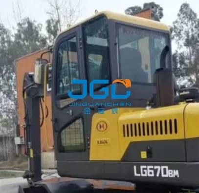 LG670BM Excavator جلو و عقب درب چراغ آسمانی بالا و پایین بازو شیشه