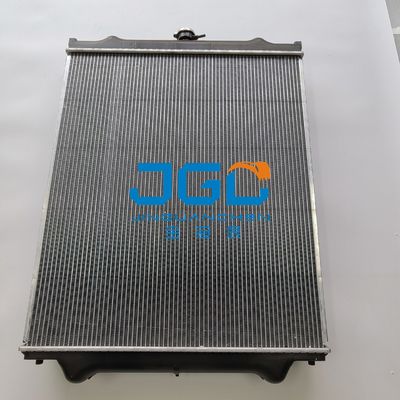 Ex120-6 Ex110-6 Ex130-6 آلومینیوم پلاستیک رادیاتور مخزن حفاری 4448372 قطعات موتور