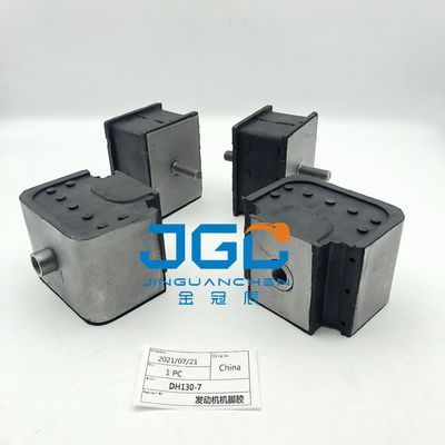 قطعات حفاری دوسان دئو DH130-7 موتور پا لاستیک ضدصدمه