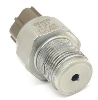 سنسور فشار سوخت ریل مشترک بیل مکانیکی SK200-8 با موتور 4HK1 6HK1 شماره قطعه 4990006131 499000-6131 4332040
