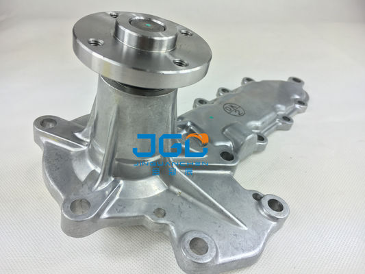 قطعات موتور بیل مکانیکی دیزلی V2203 پمپ آب 1G730-73032 1A051-73032